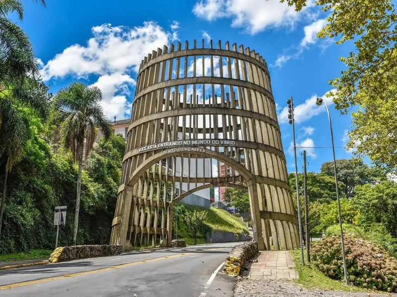 Maria Fumaça com Vale dos Vinhedos